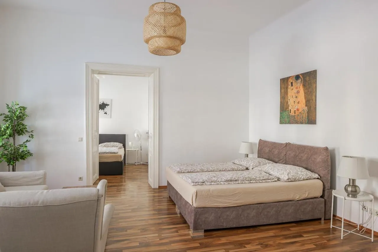 Vienna City Apartments Unteres Belvedere 0*,  Austria