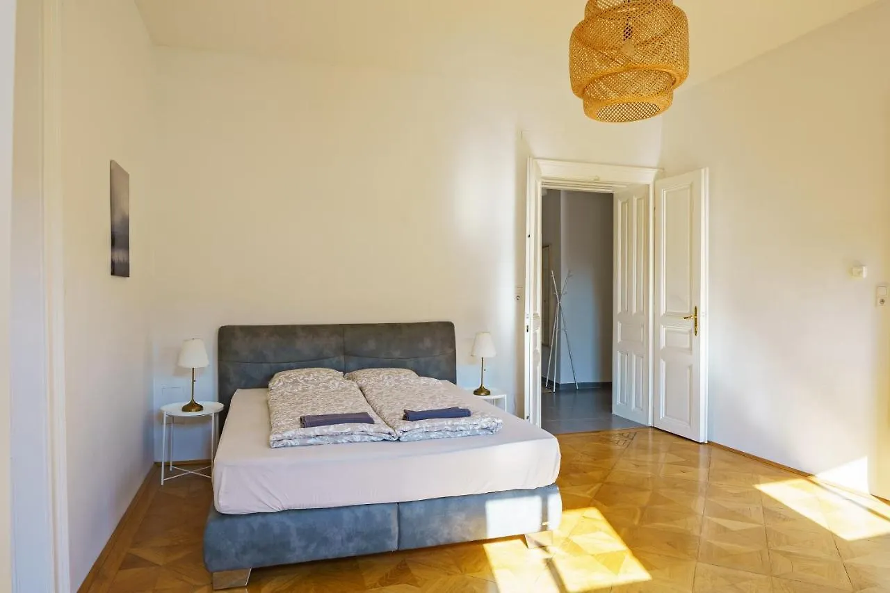 Vienna City Apartments Unteres Belvedere 0*,  Austria